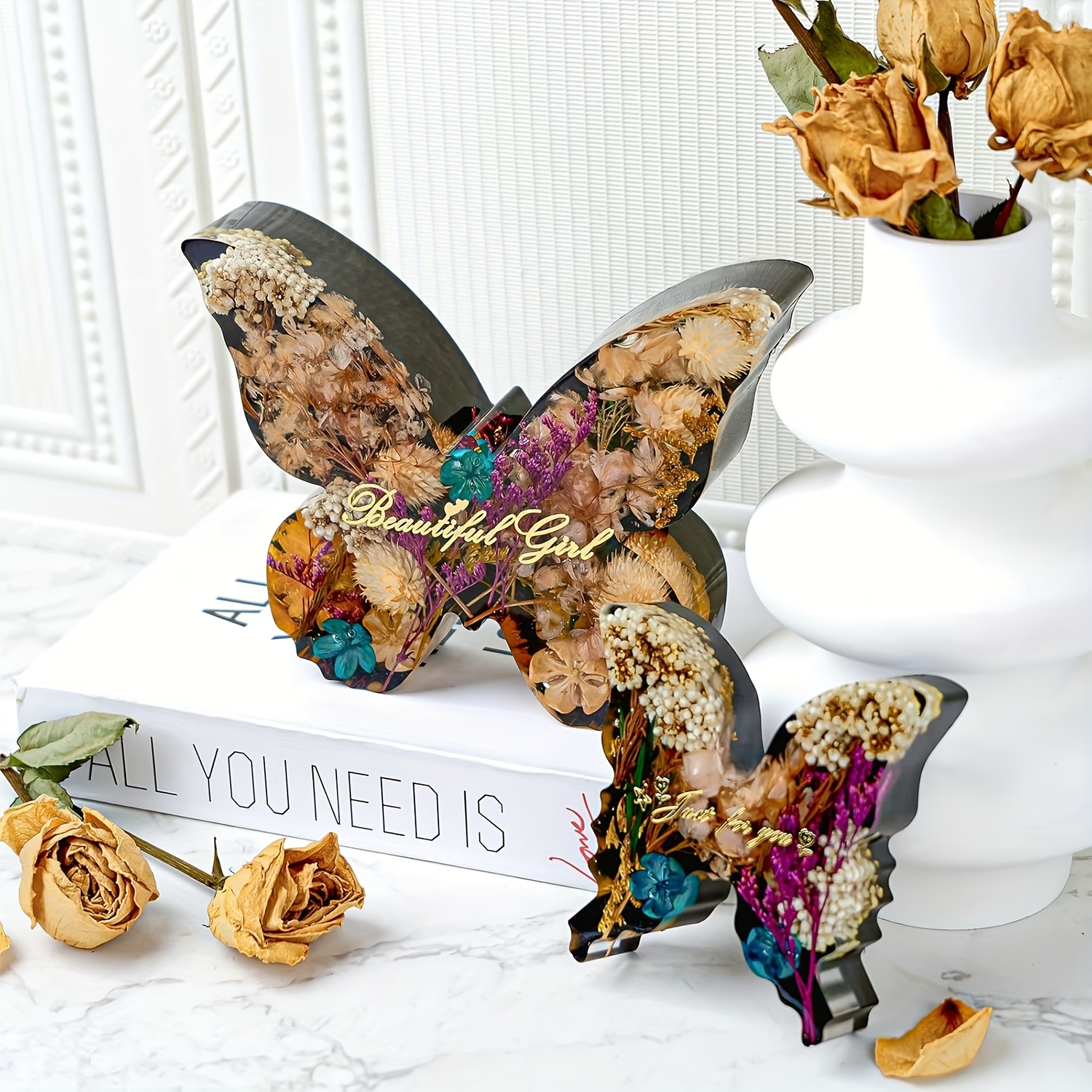 Two sizes of butterfly resin m - Flower Preservation Resin のレビューと価格