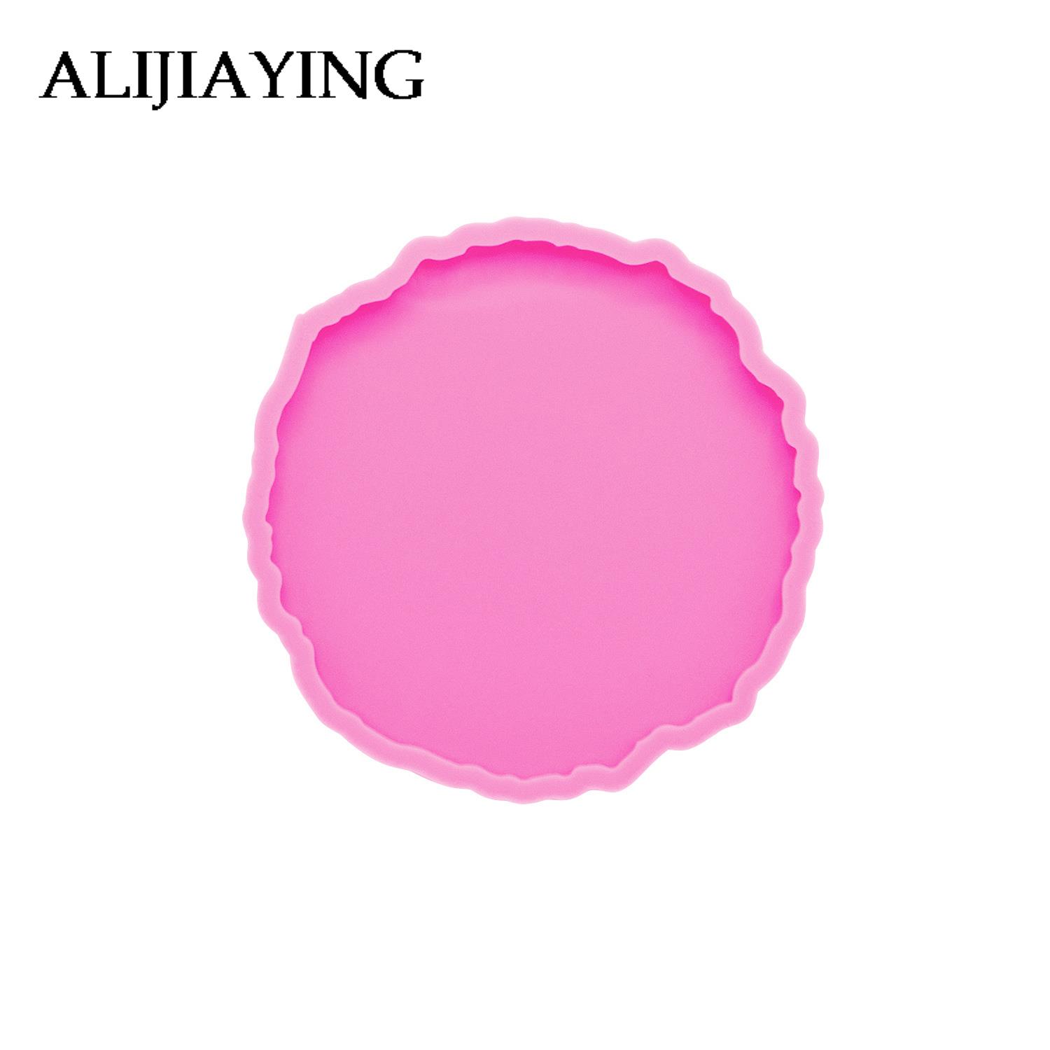 DY0278 Smooth Surface Cup/Mons - Geode Mold Silicone のレビューと価格