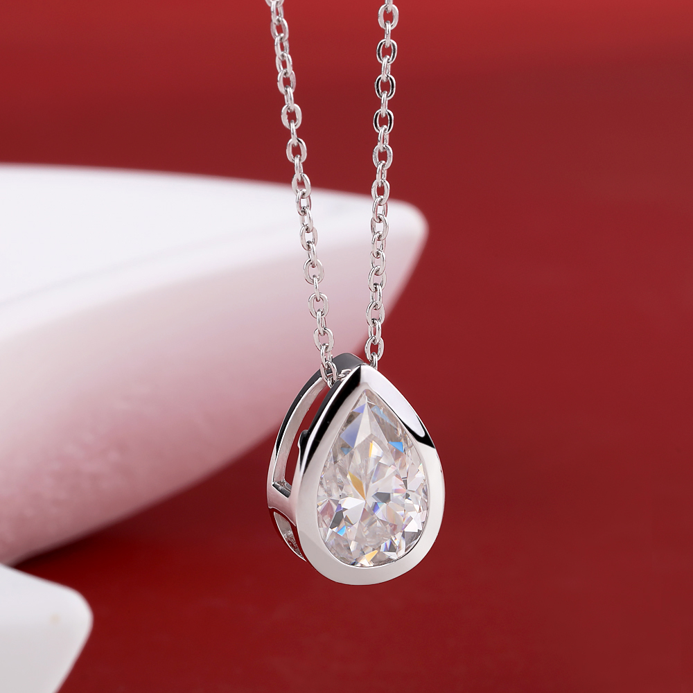 BXINY 4Carat Bezel Set WaterDr - Bezels Set Pendant のレビューと価格